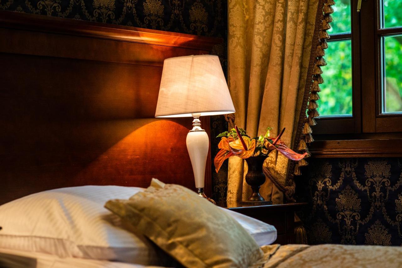 Palac Mysliwski W Antoninie Bed & Breakfast Antonin (Ostrow Wielkopolski)